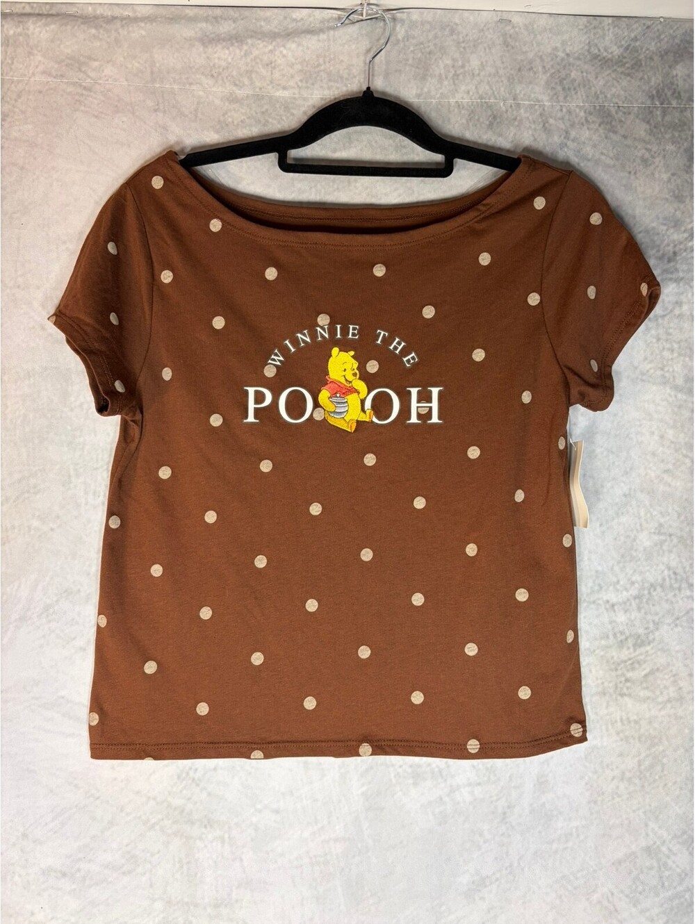 Disney Winnie the Pooh Women’s XS 0-2 Brown Polka Dot Off Shoulder Shirt NWT